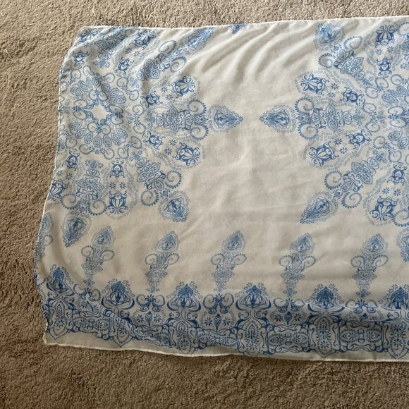 Vintage Baroque Silky Scarf Wrap Blue Medallion Sheer Lightweight 62 X 28" - Picture 6 of 8